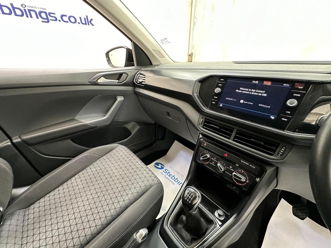Volkswagen T-Cross RY19MVX