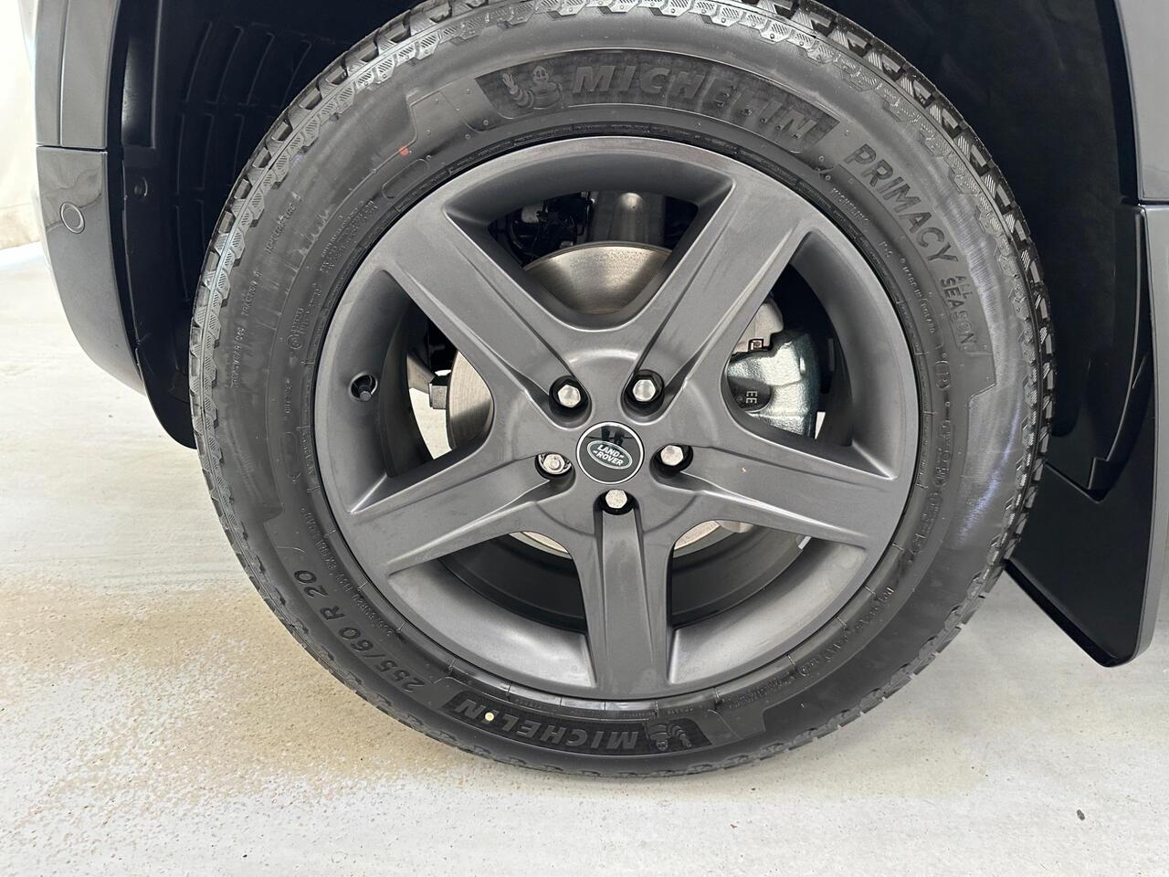 Land Rover Defender 90 HK25JCO