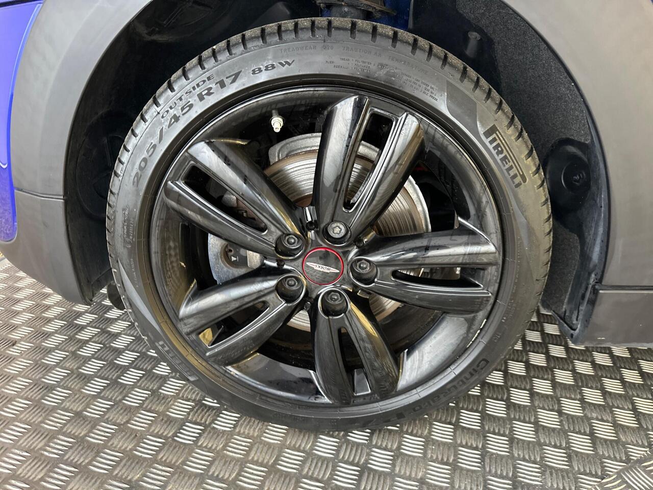 MINI Hatch FG70YLZ