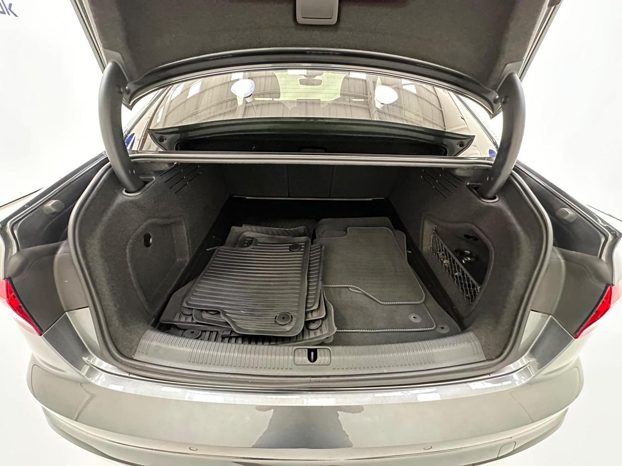 Audi A4 NH21DYG