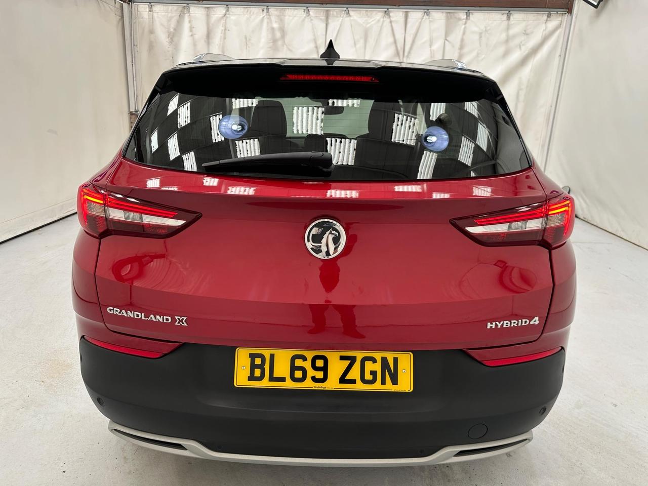 Vauxhall Grandland X BL69ZGN