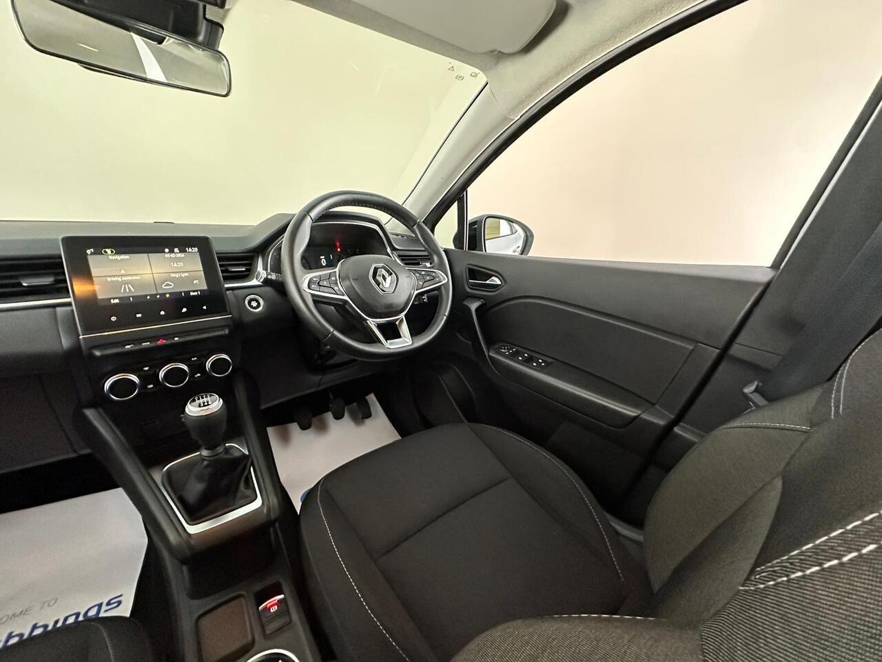 Renault Captur YE71OBN