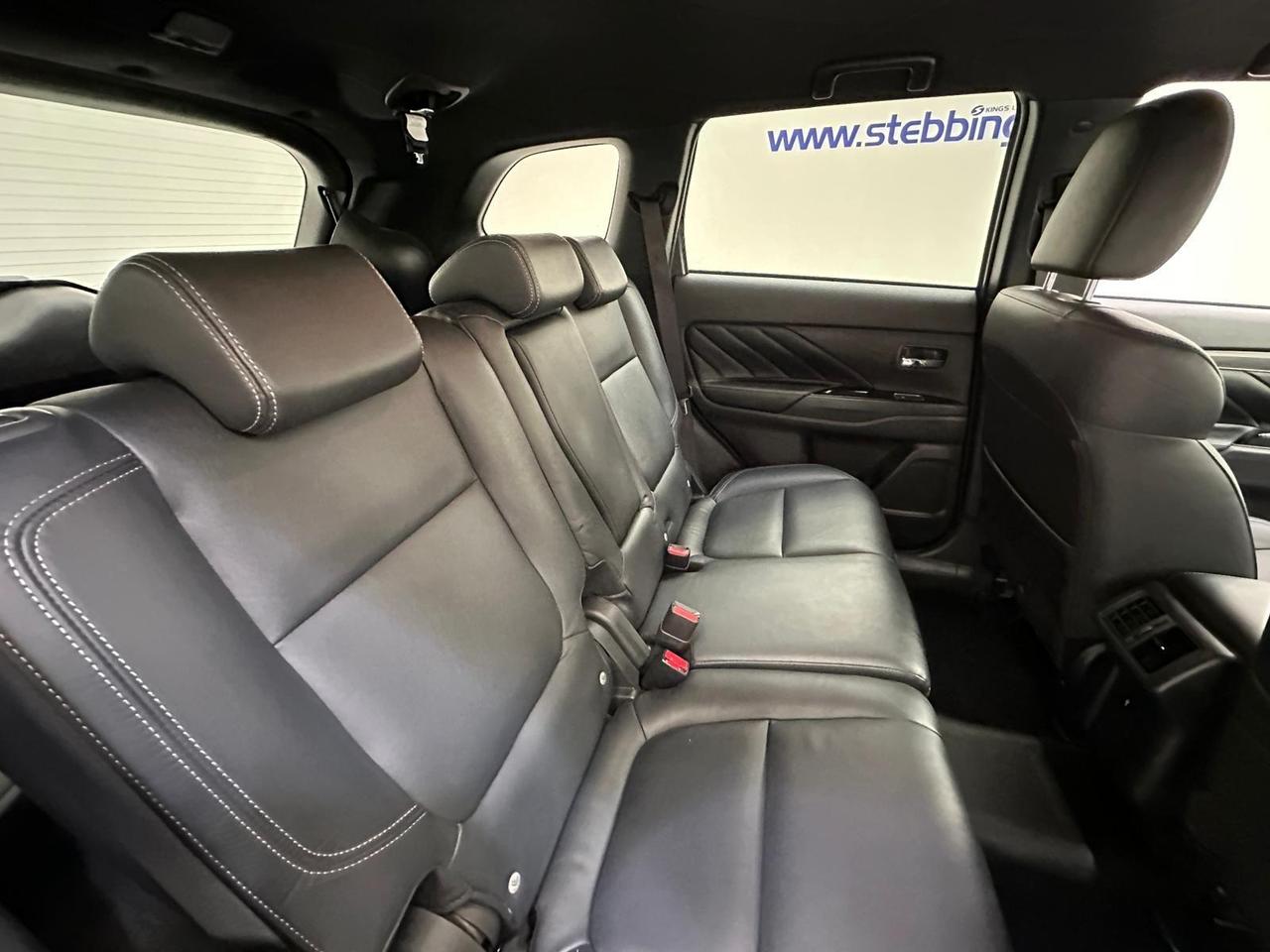 Mitsubishi Outlander FT19XHB