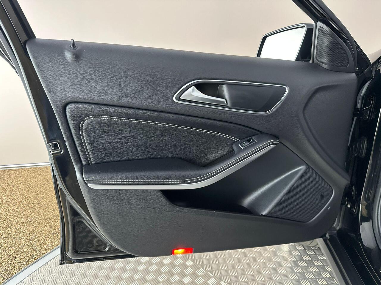 Mercedes-Benz GLA CP18TUA