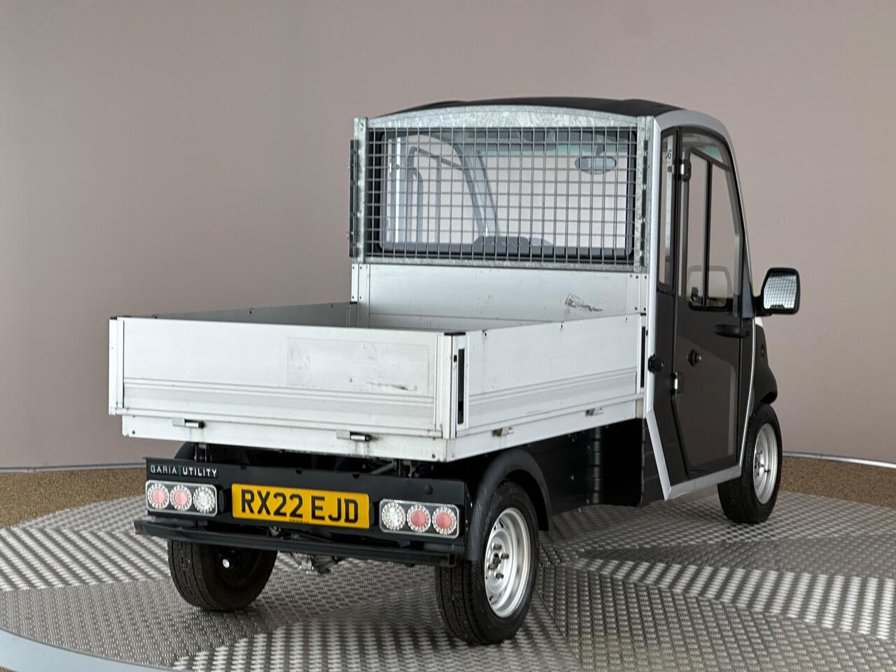 Garia Utility RX22EJD