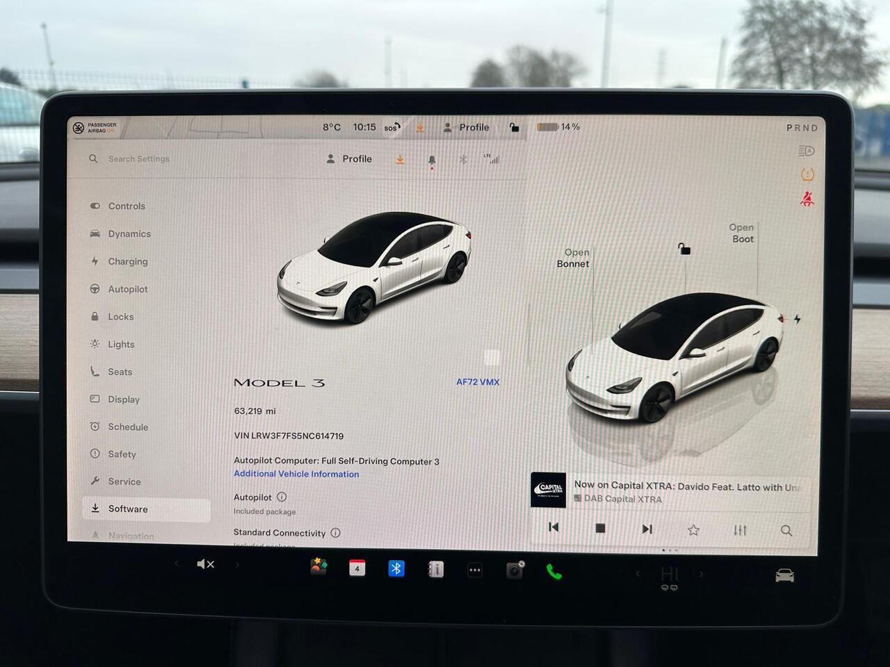 Tesla Model 3 AF72VMX