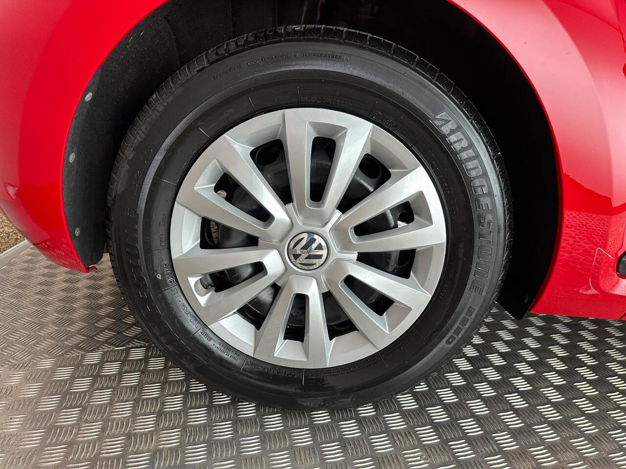 Volkswagen Beetle WV64WUK