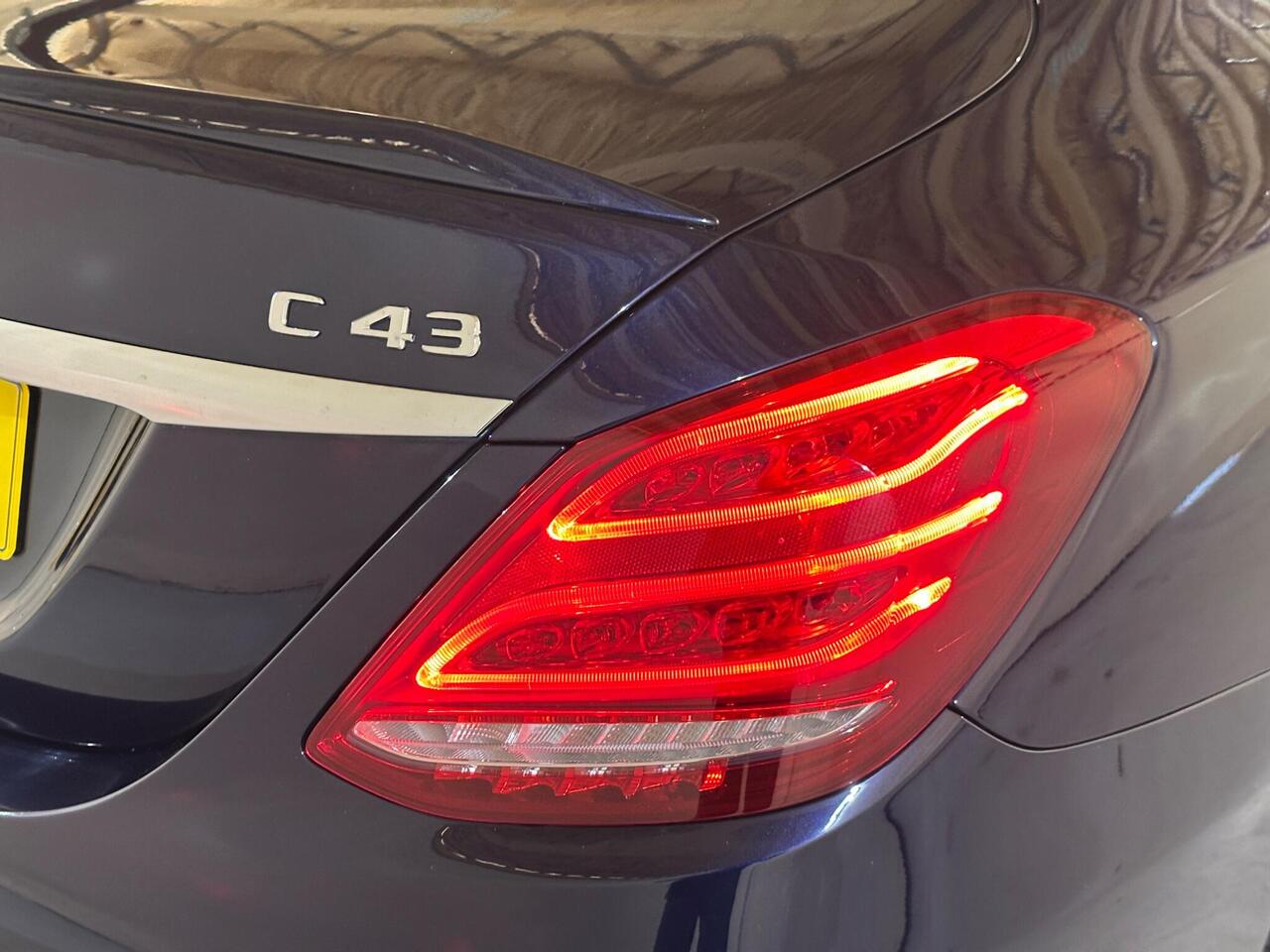 Mercedes-Benz C Class KE67KHP