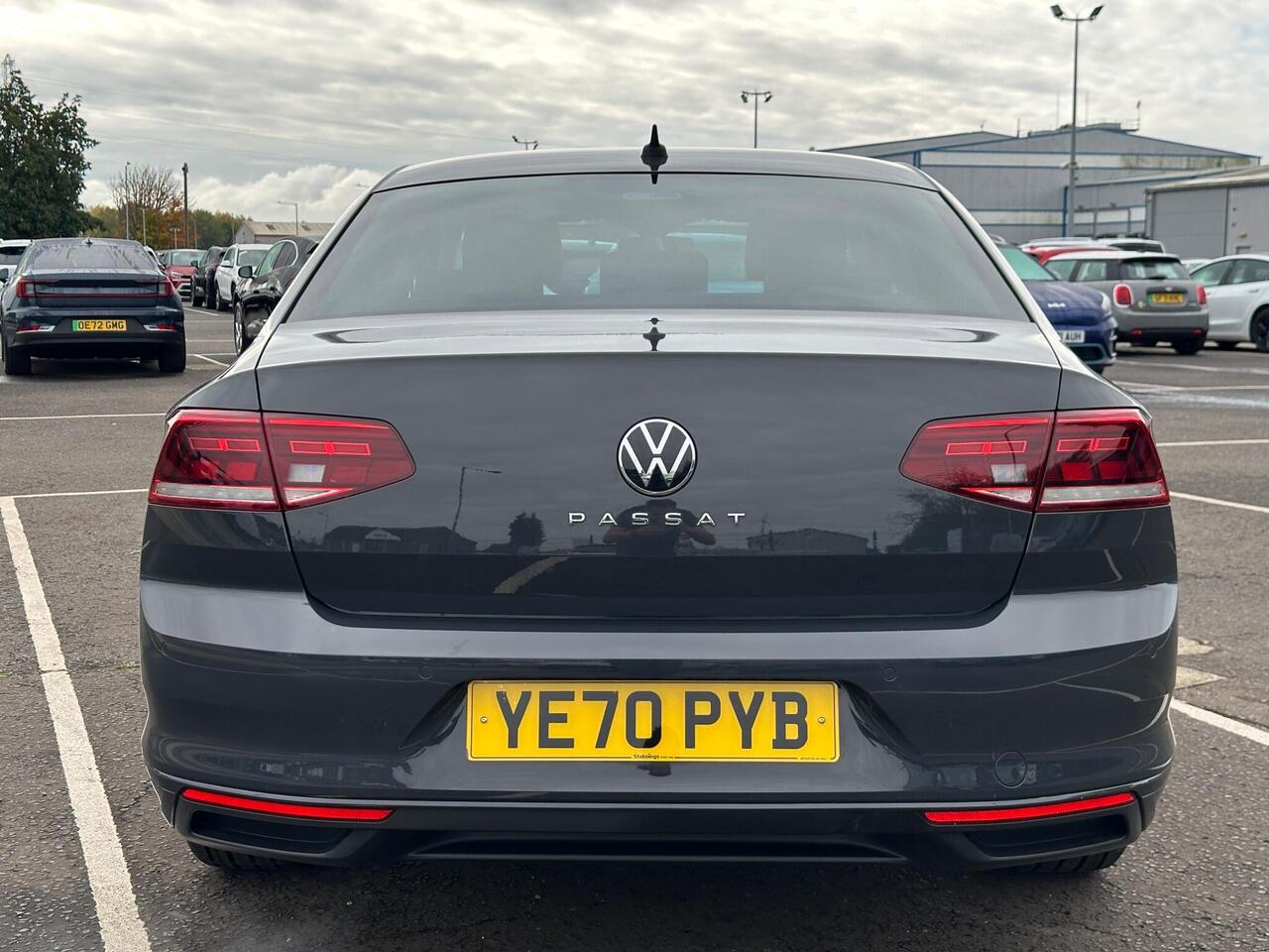 Volkswagen Passat YE70PYB