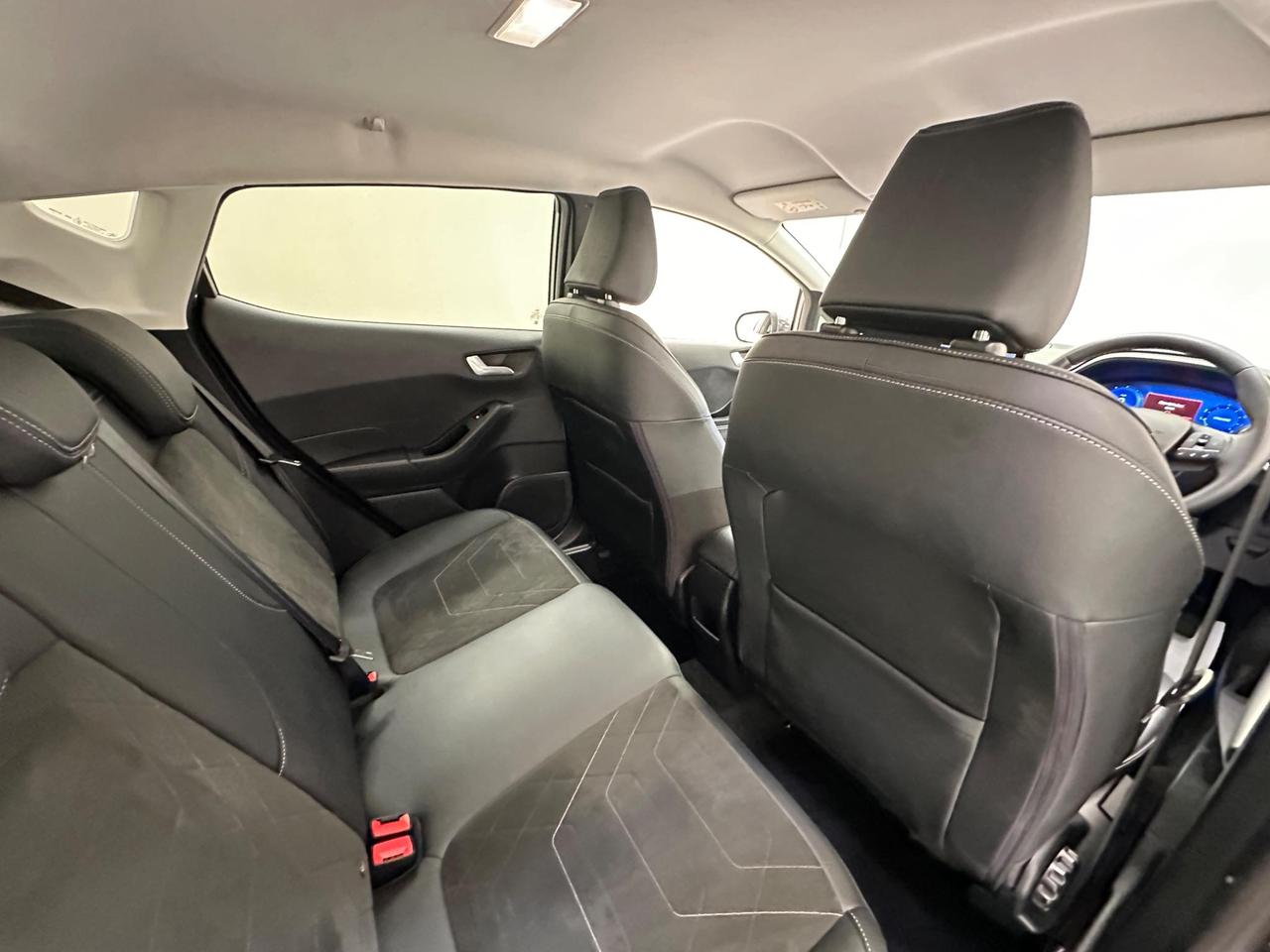 Ford Fiesta LD72JVC