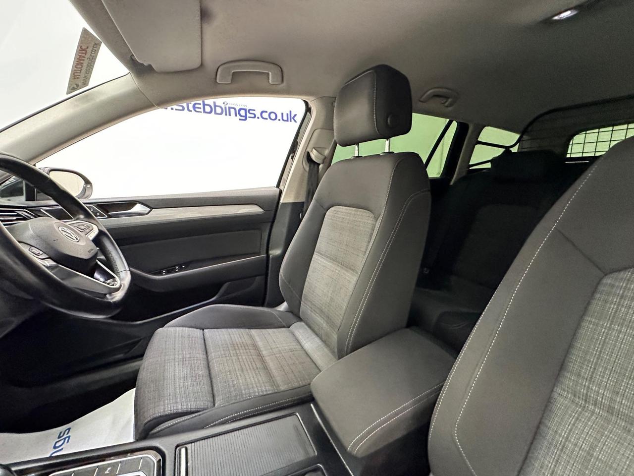 Volkswagen Passat VN69VMY