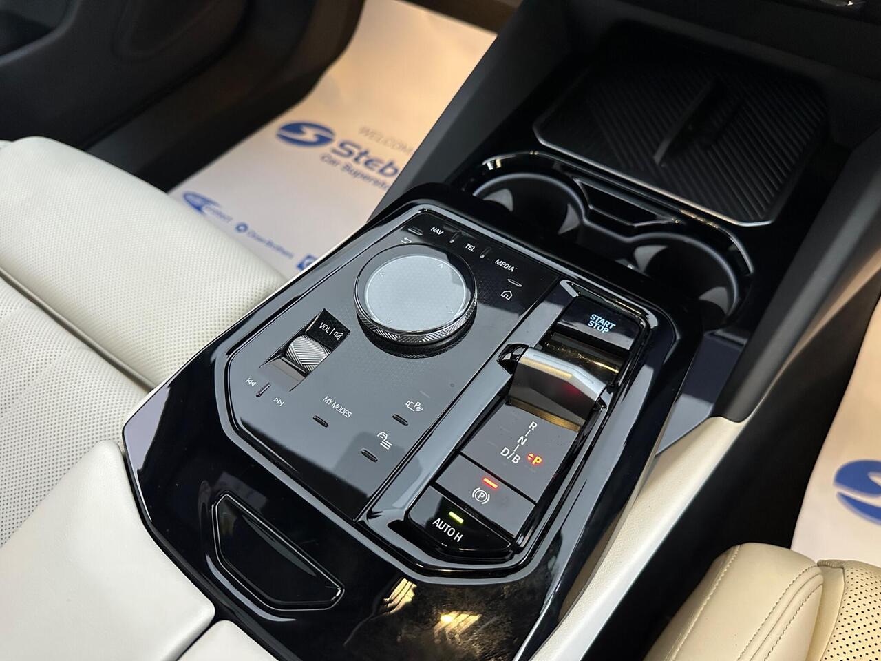 BMW i5 AO25HRK