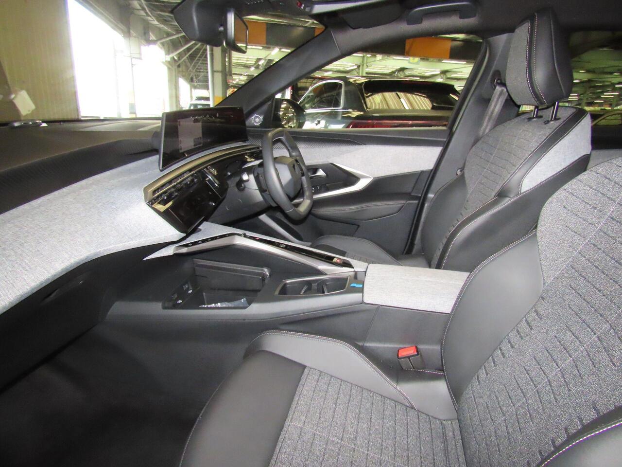 Peugeot 5008 RA74TVJ