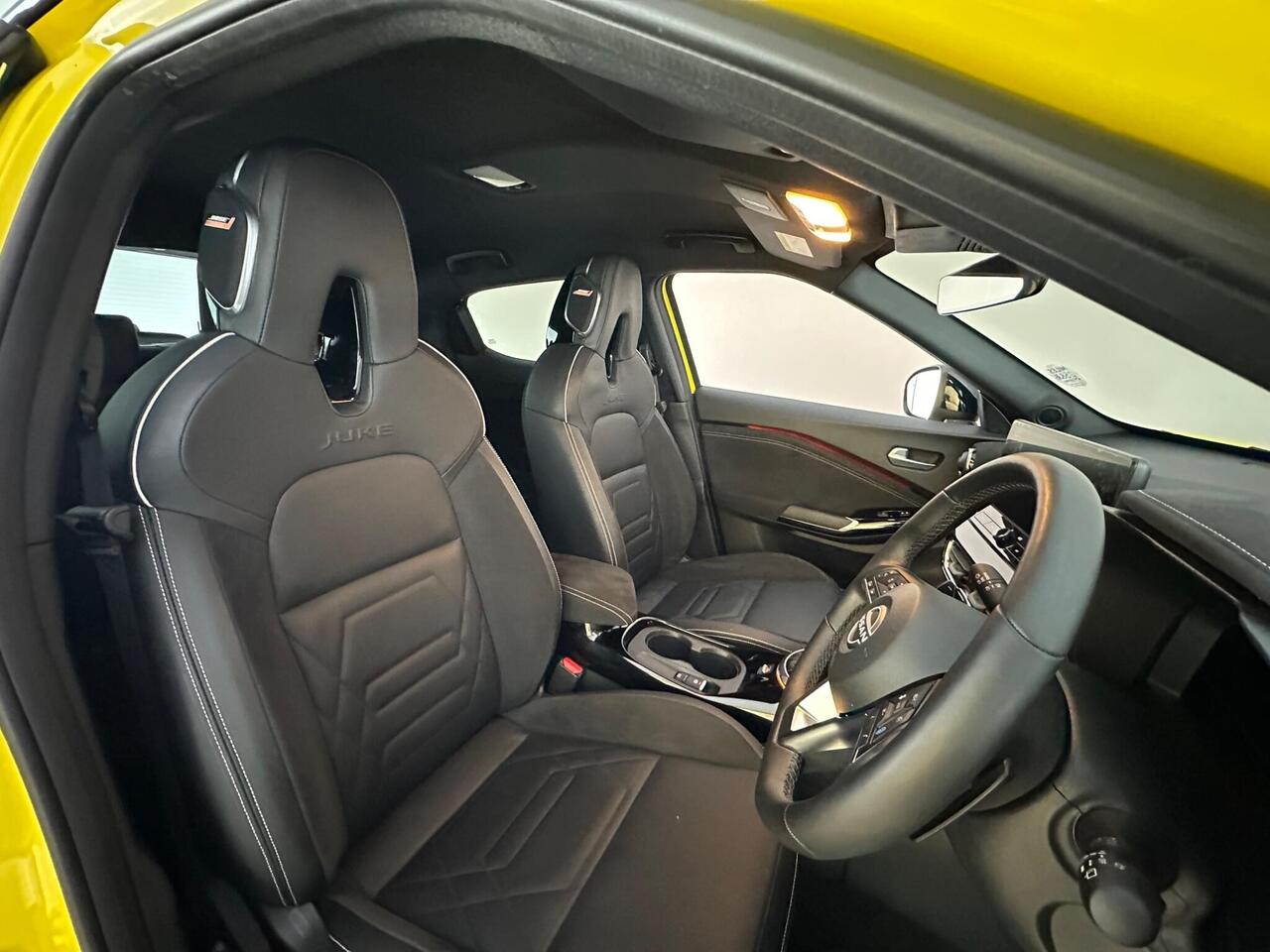 Nissan Juke LE74FDZ
