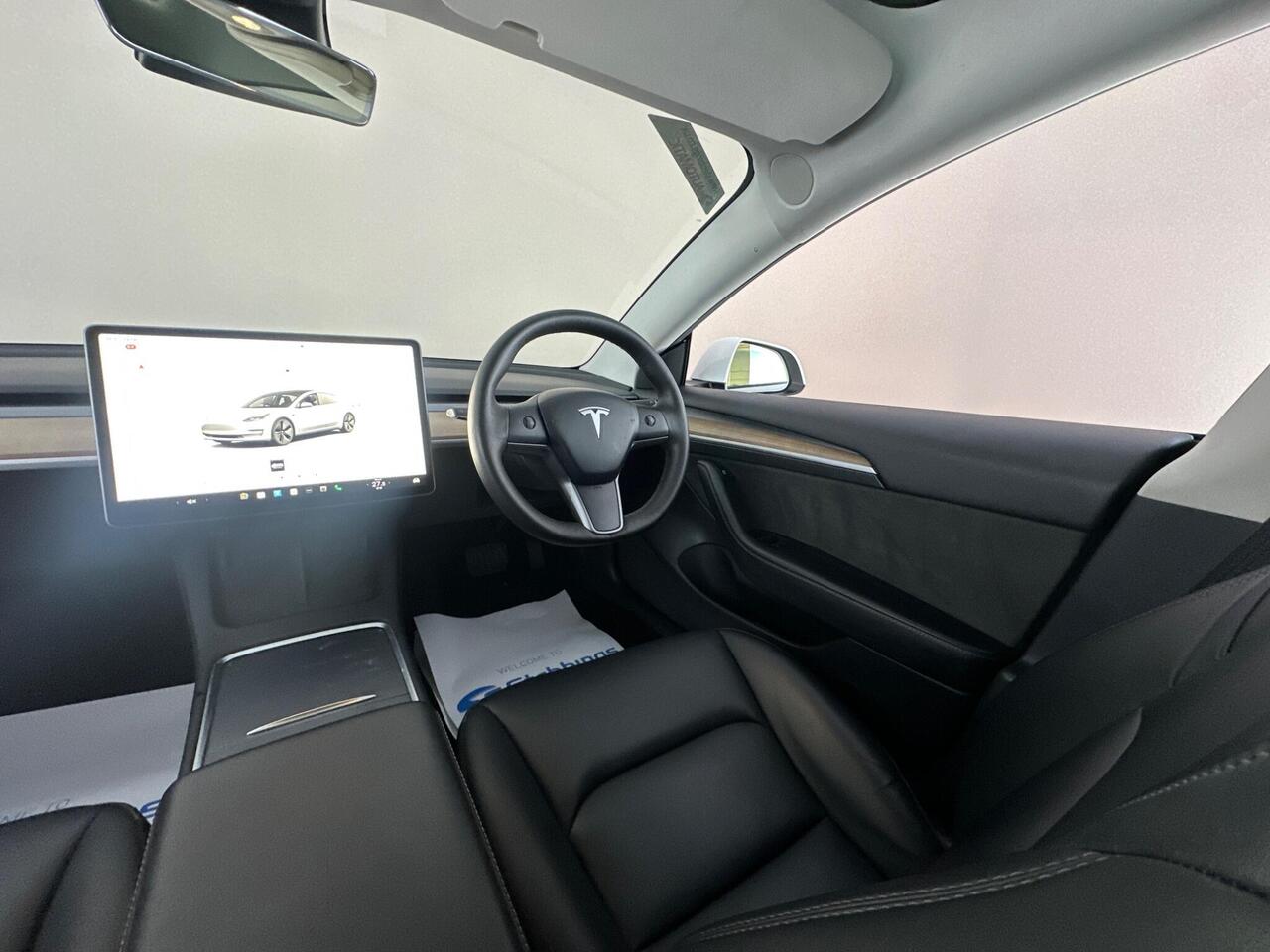 Tesla Model 3 AF72VMX