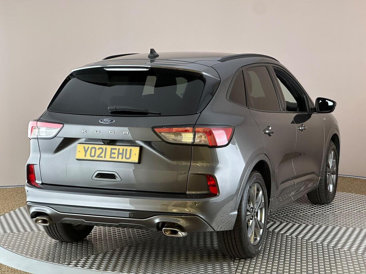 Ford Kuga YO21EHU