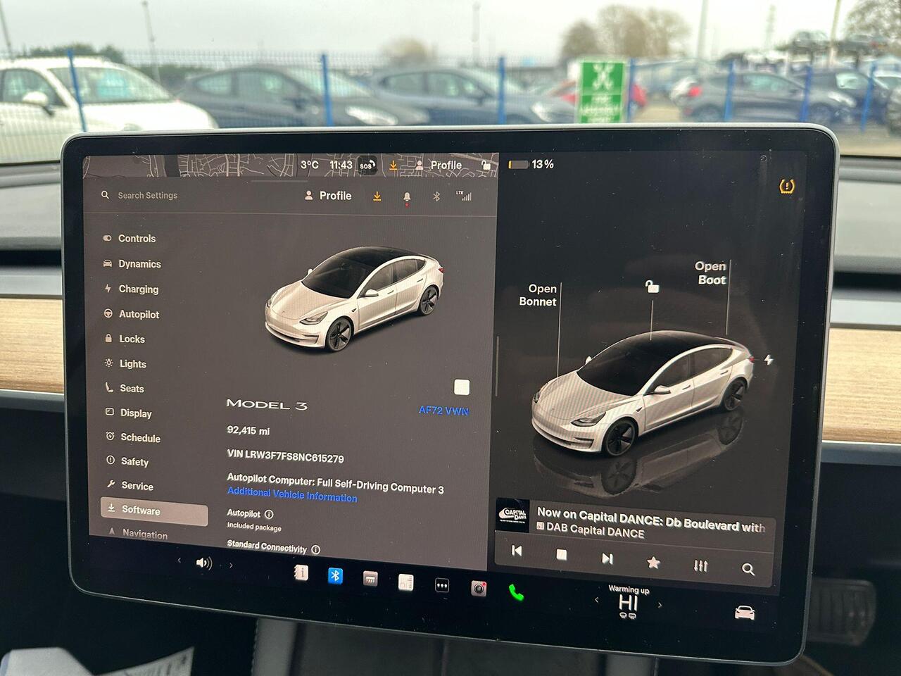 Tesla Model 3 AF72VWN