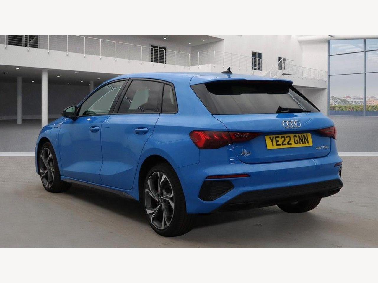 Audi A3 YE22GNN