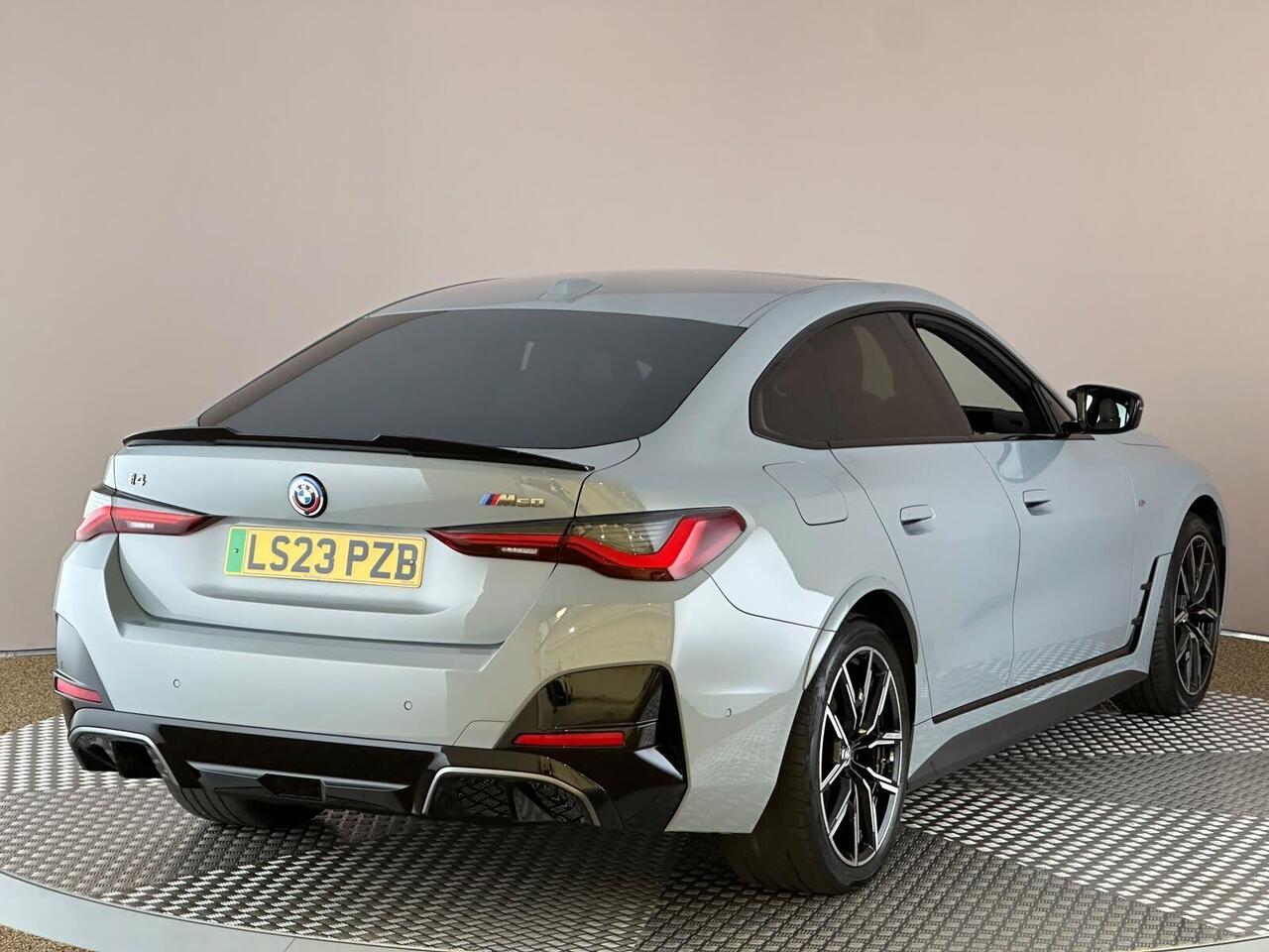 BMW i4 LS23PZB