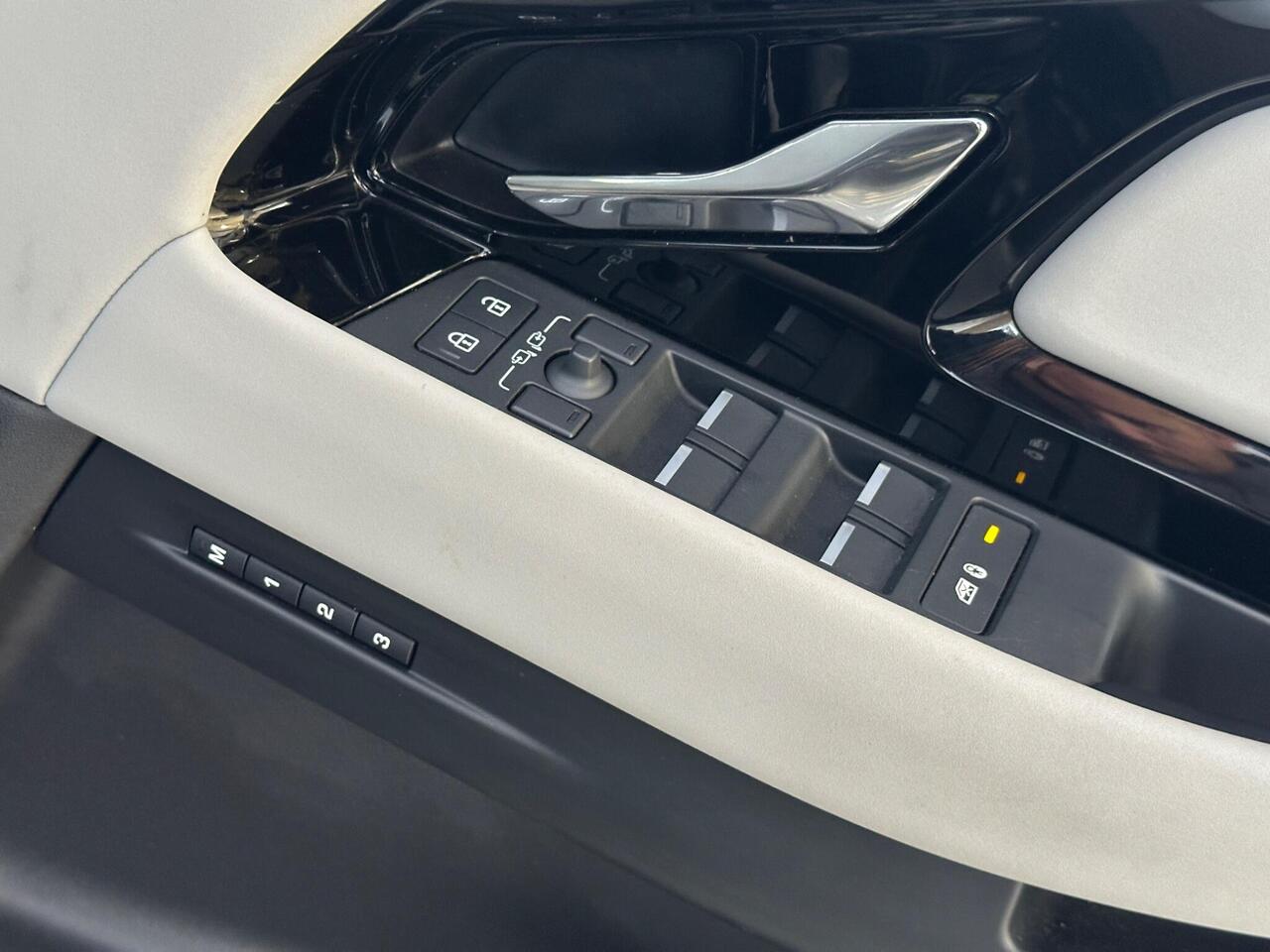 Land Rover Range Rover Evoque BJ74NPO