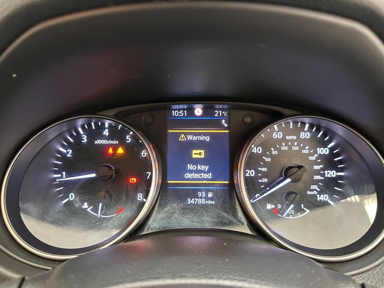 Nissan Qashqai FX69VXN