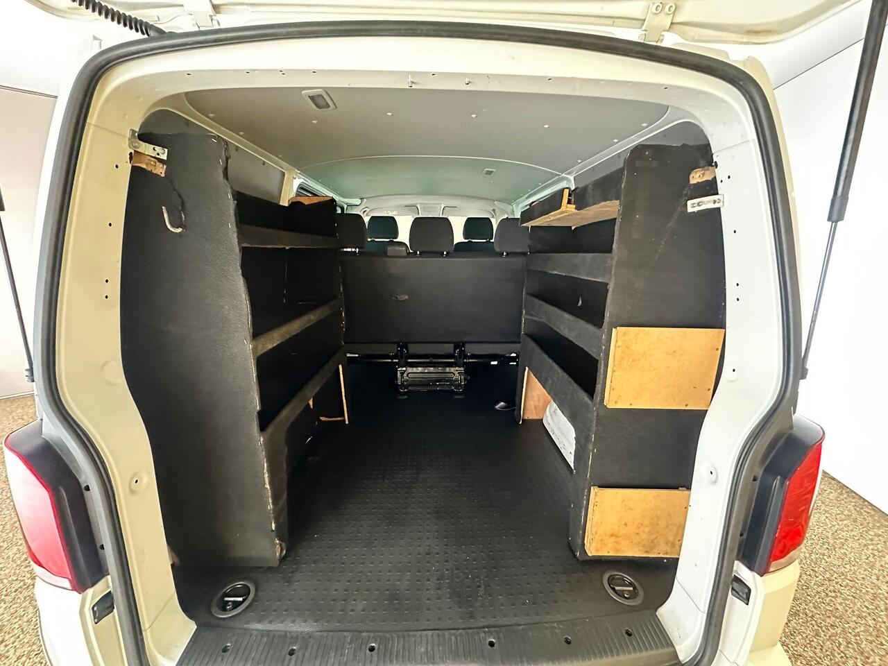 Volkswagen Transporter FG70LZB