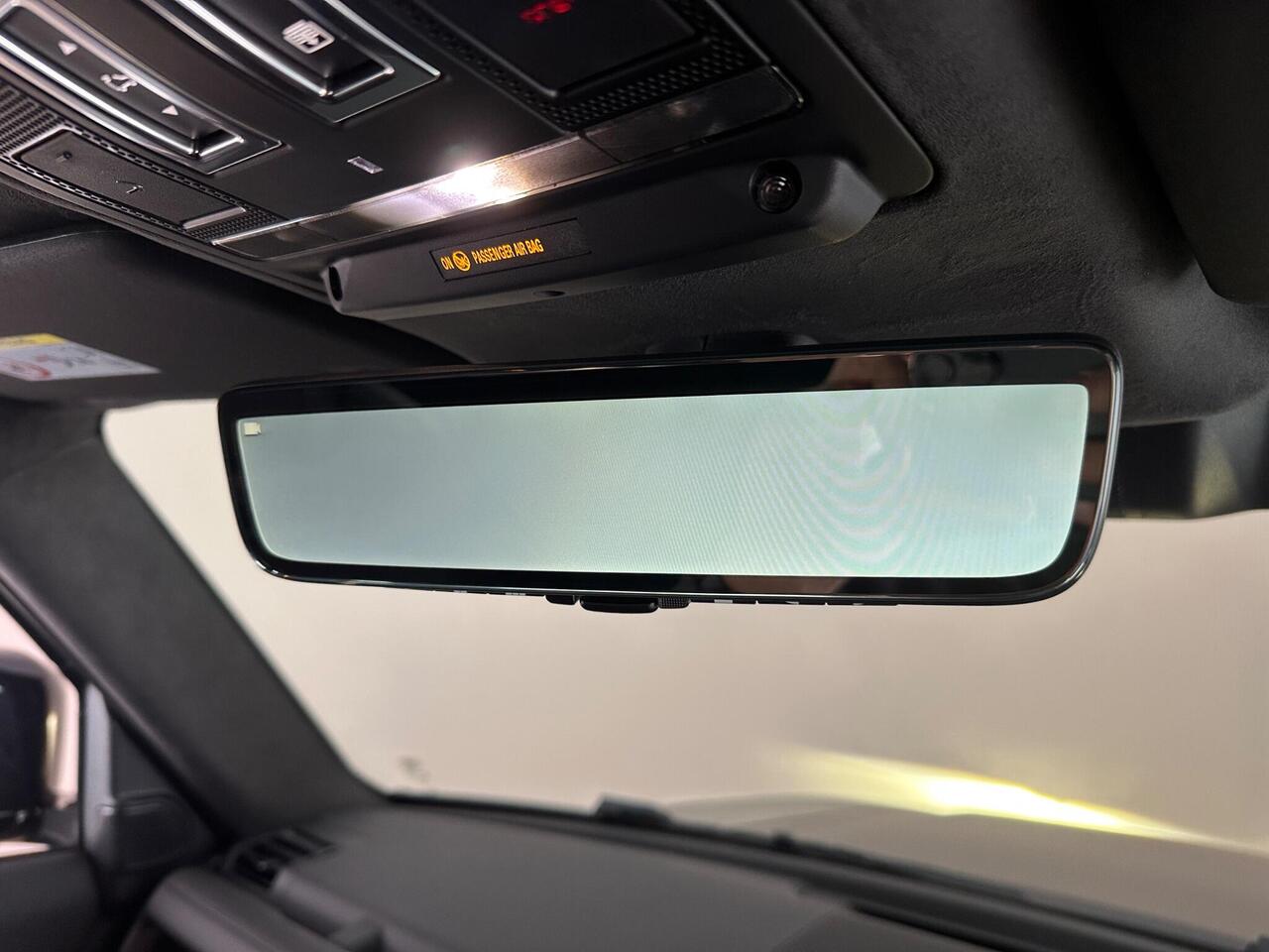 Land Rover Defender 110 FY25UTL