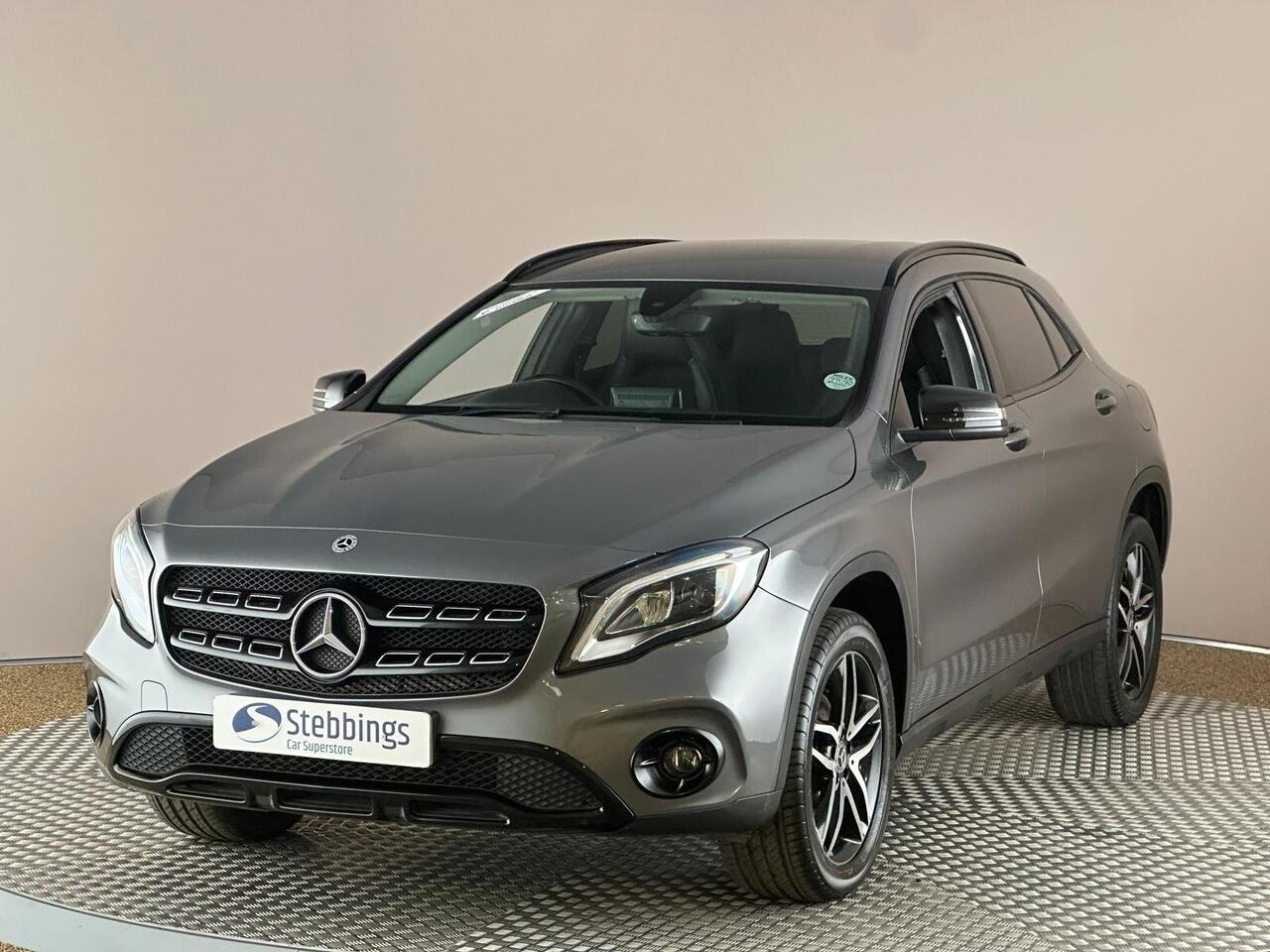 Mercedes-Benz GLA YH69VSZ