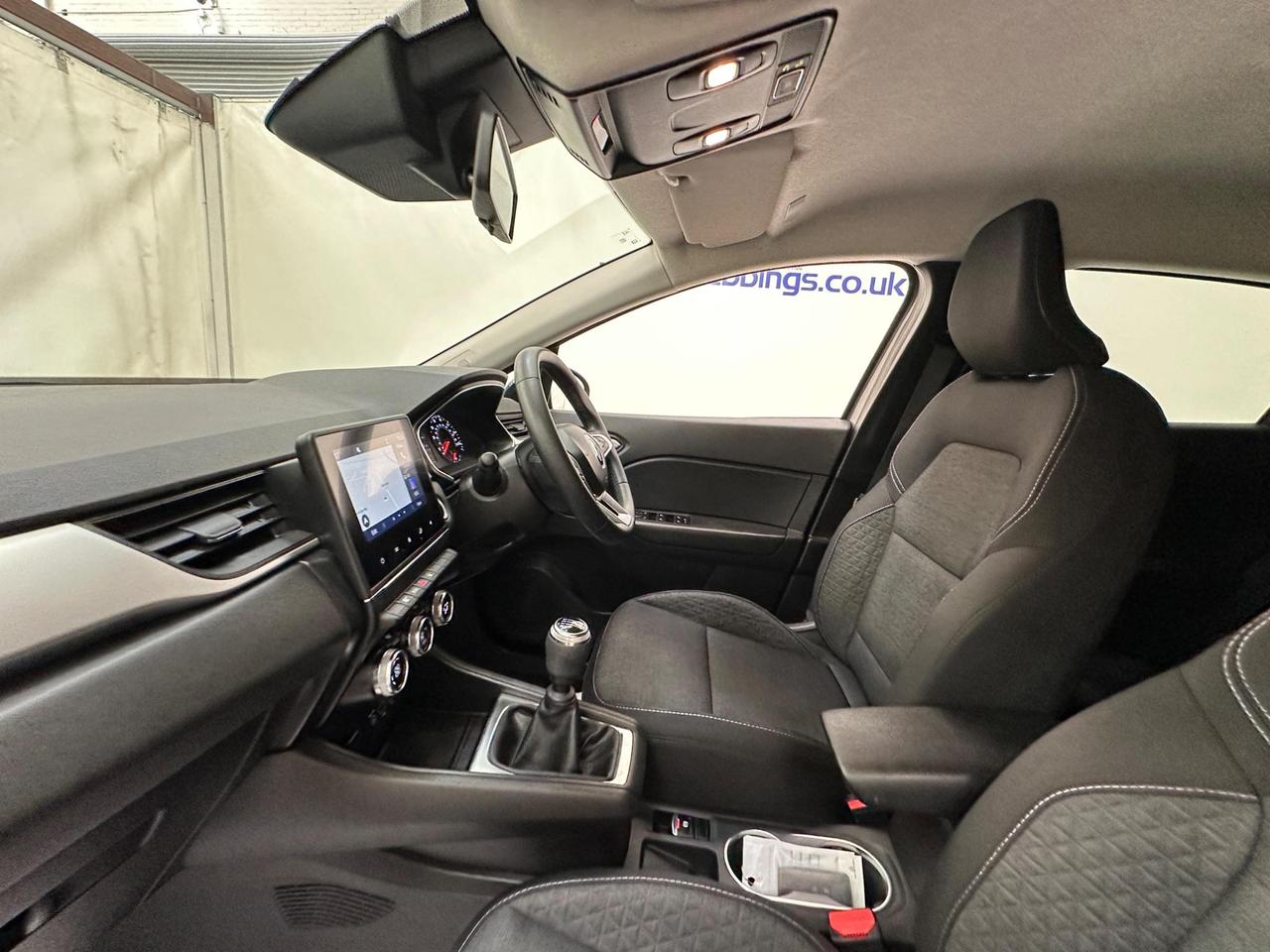 Renault Captur NL22YHZ