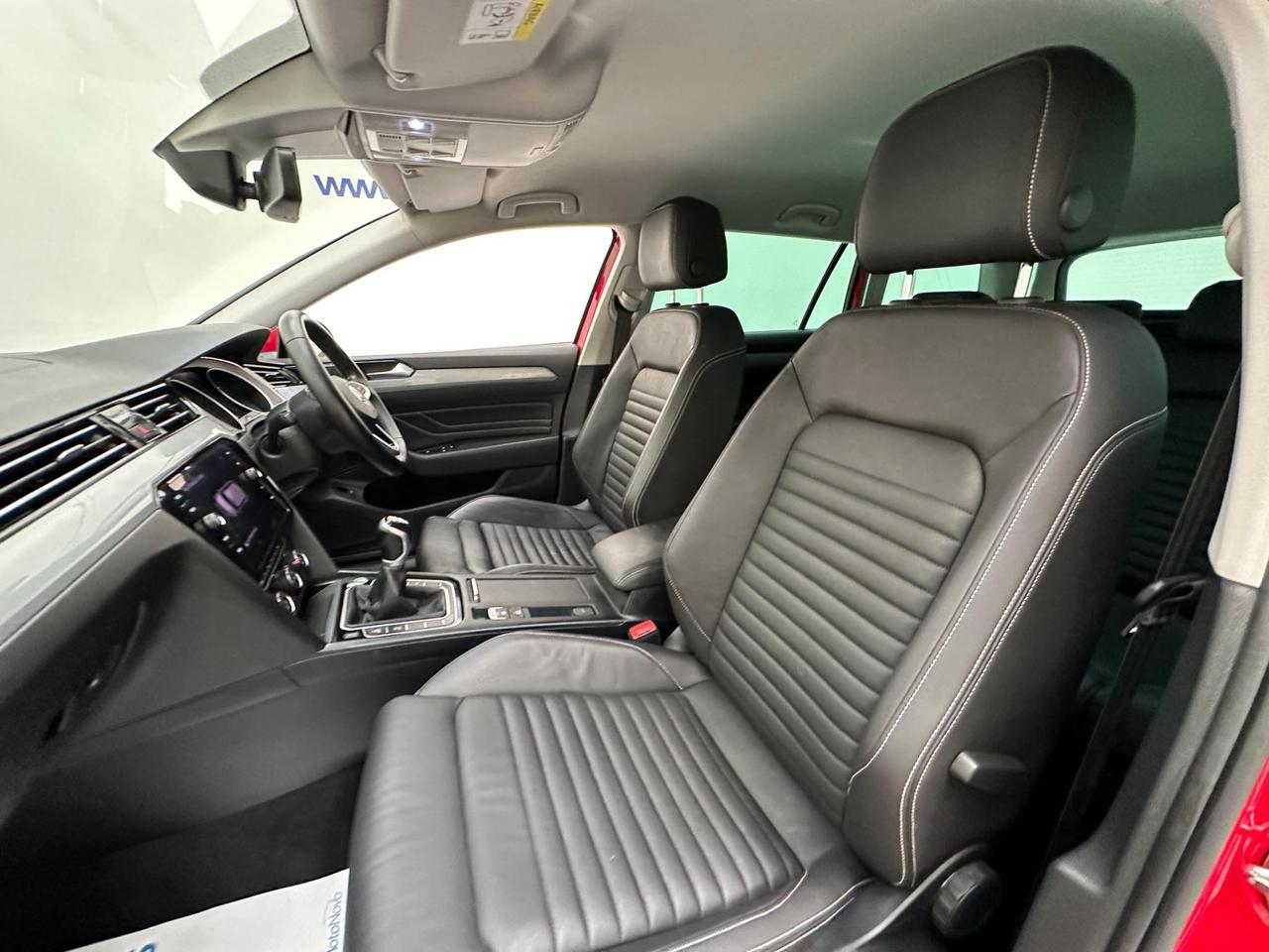 Volkswagen Passat PK69YKH