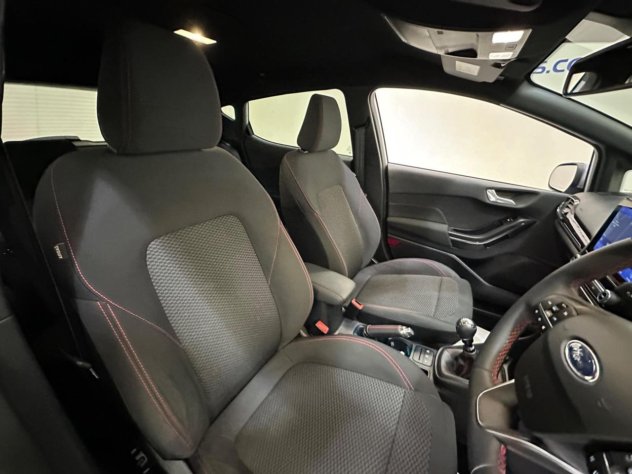 Ford Fiesta YC21JHM