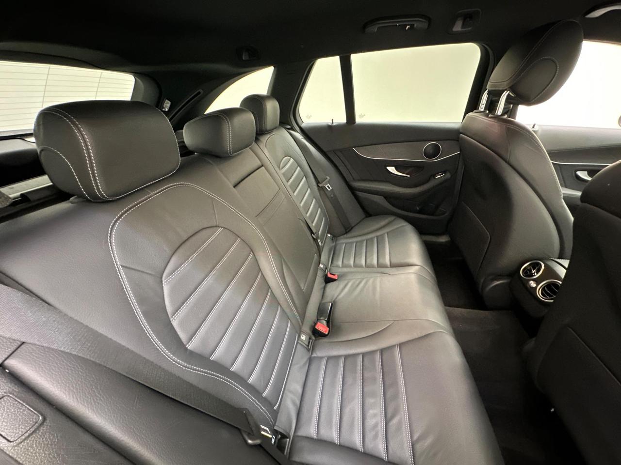 Mercedes-Benz C Class LL21YLW
