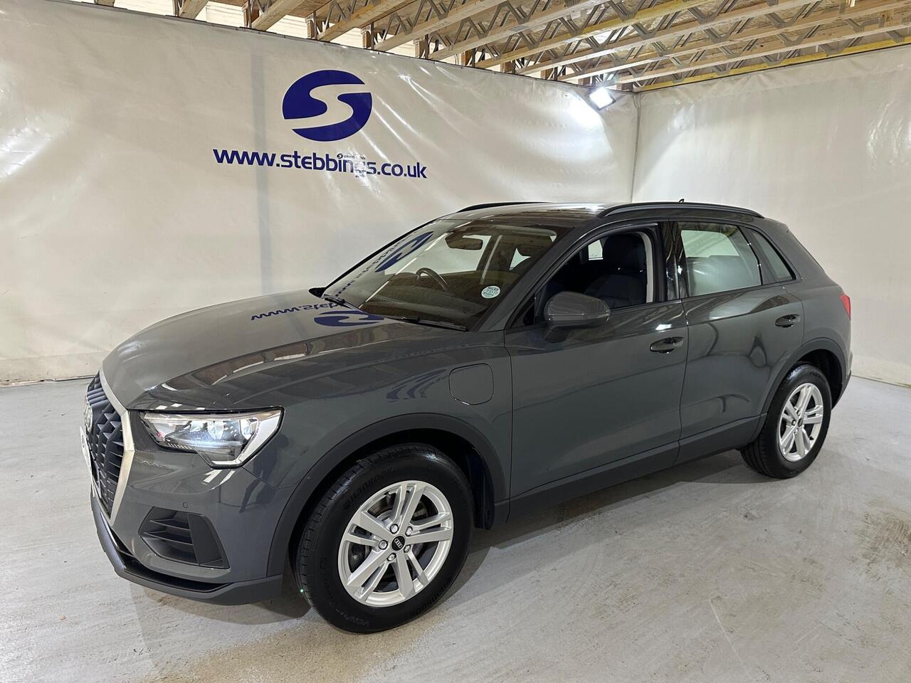 Audi Q3 MW22OVR