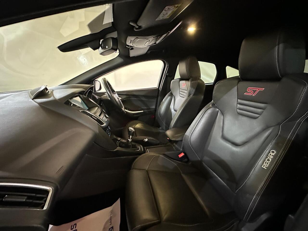 Ford Focus GH18JXT