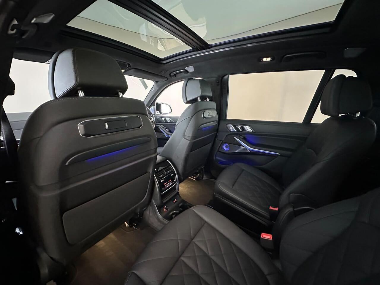 BMW X7 AU74GRK