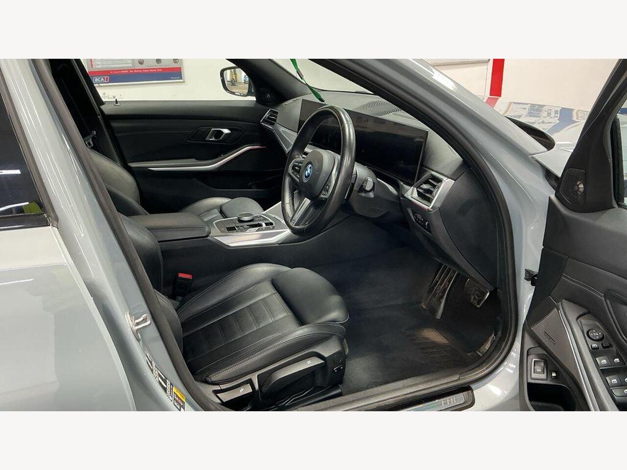 BMW 3 Series BG24XNO
