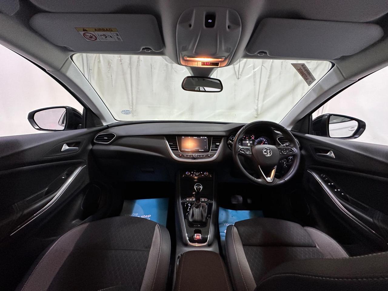 Vauxhall Grandland X WF71NGV