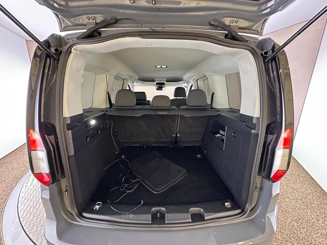 Ford Tourneo Connect ML24WXS