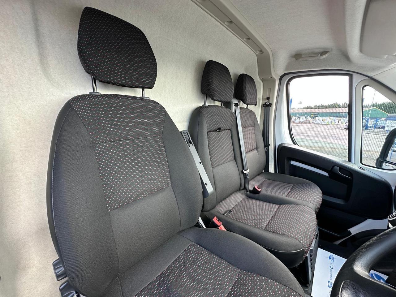 Vauxhall Movano DS23XNU