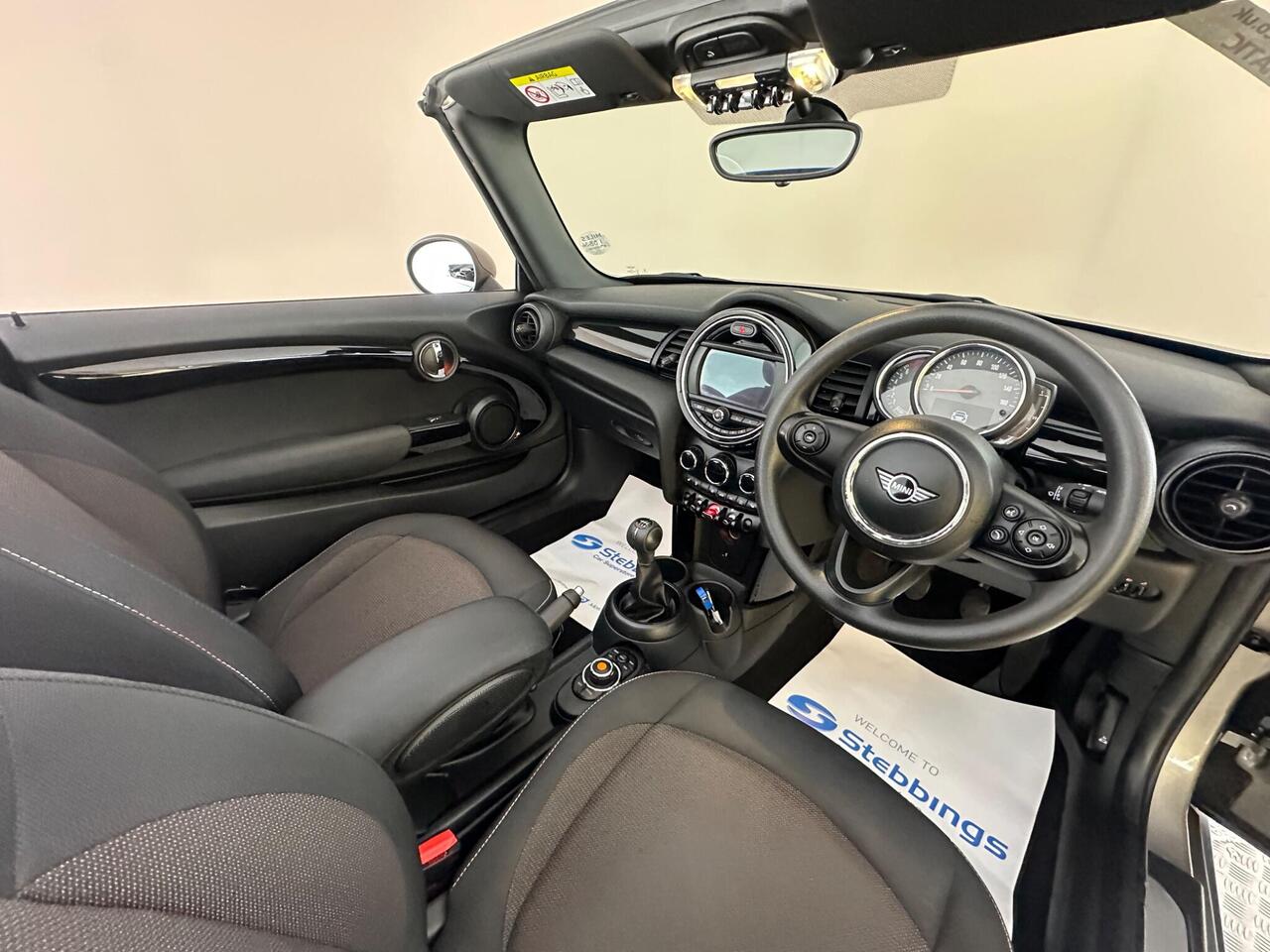 MINI Convertible FT68EZW