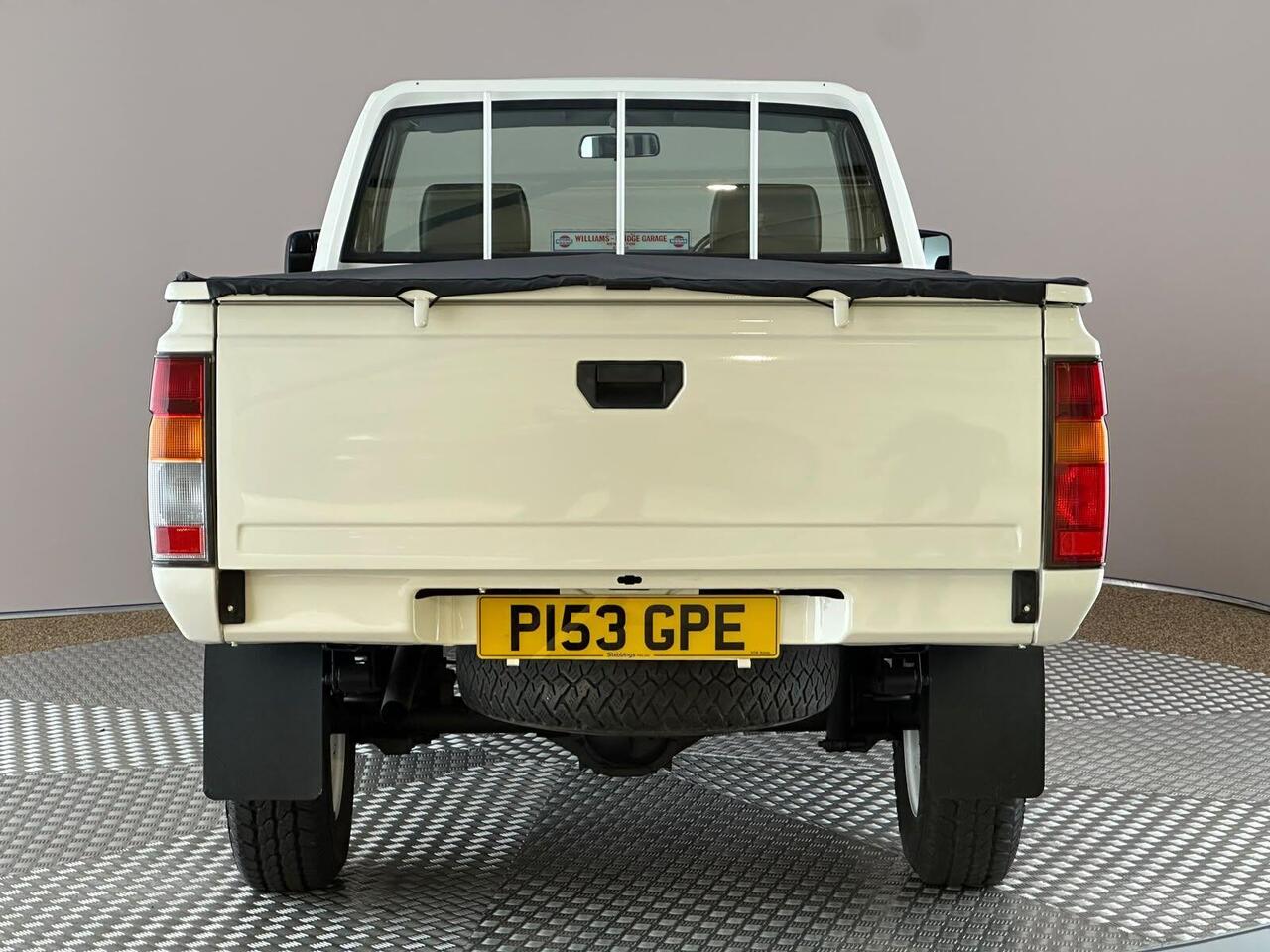 Nissan Pickup P153GPE