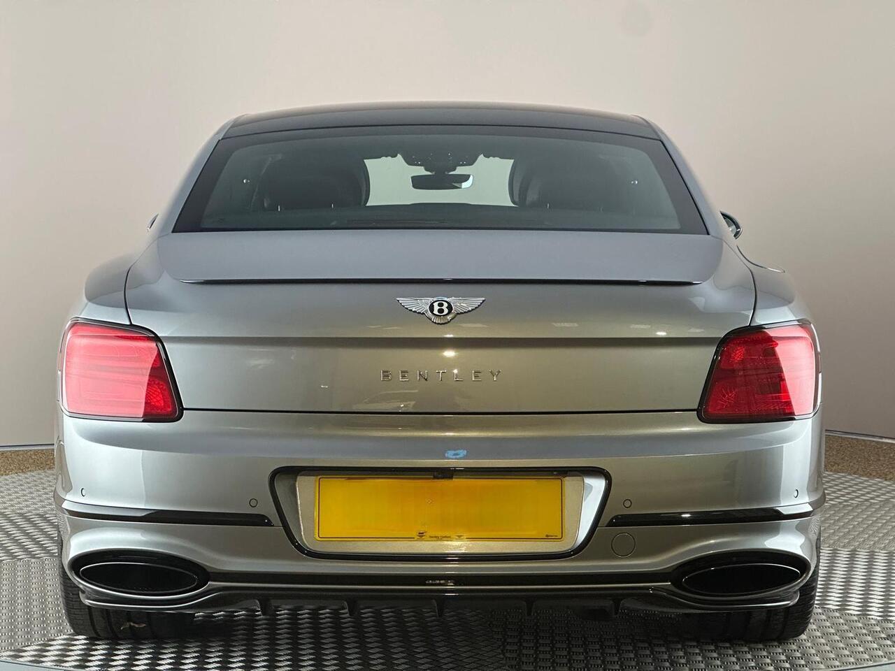 Bentley Flying Spur SN71VZD