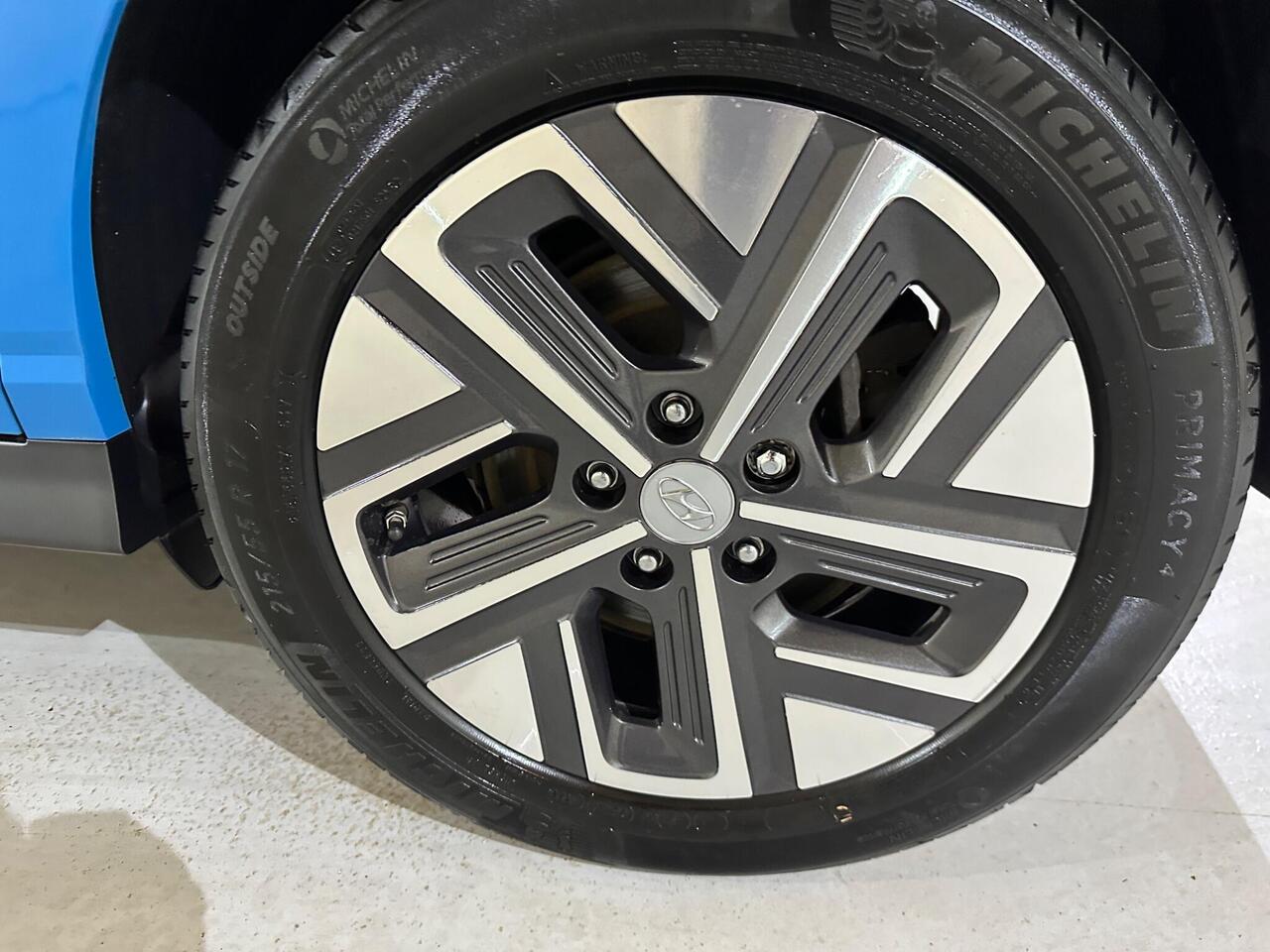 Hyundai KONA CA22BUE