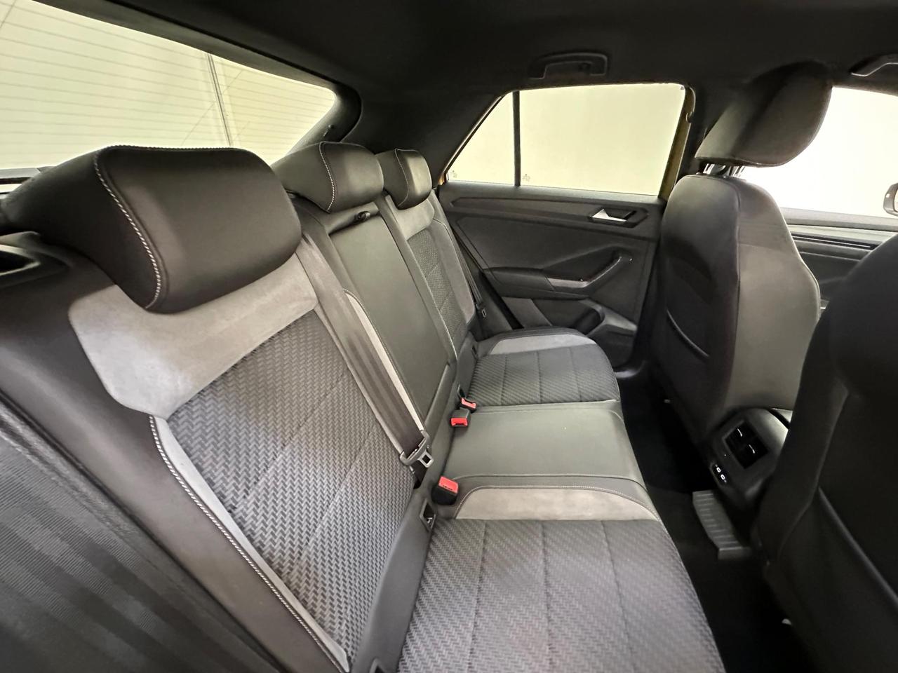 Volkswagen T-Roc DE21RPZ