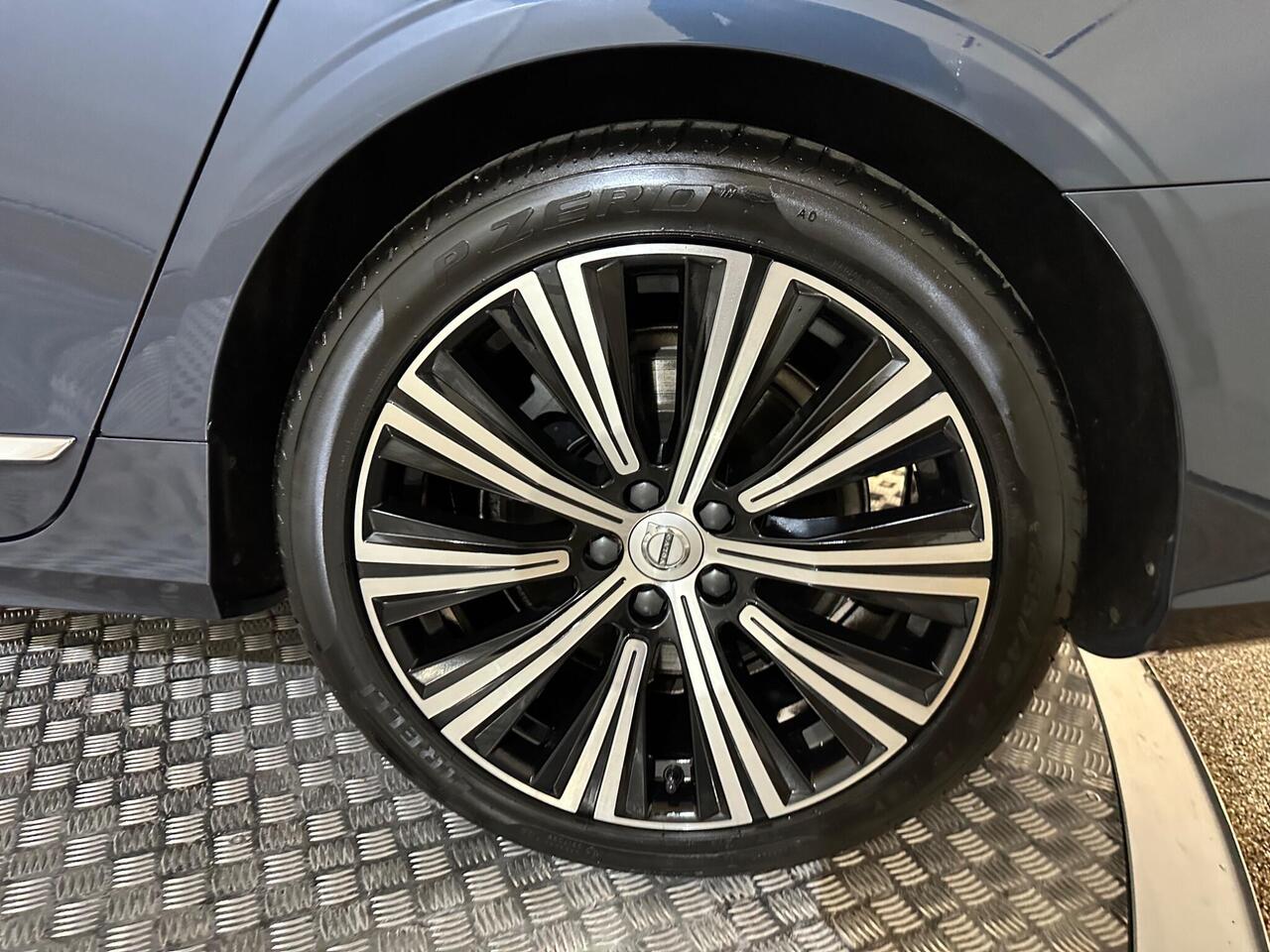 Volvo V90 YS21KZW