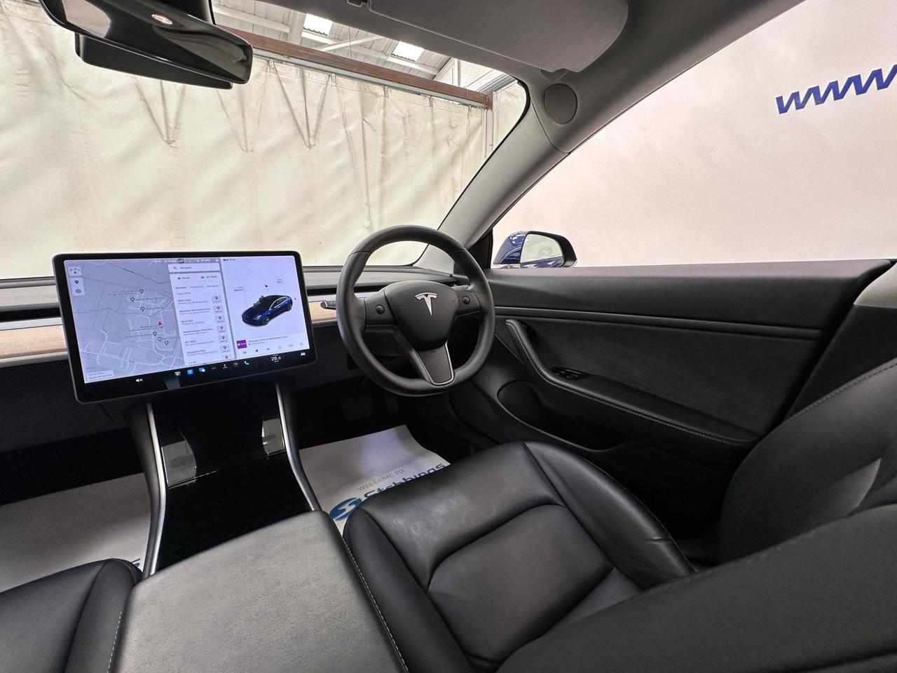 Tesla Model 3 AK20CWM