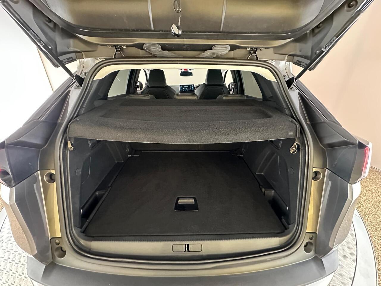 Peugeot 3008 GJ22AHX