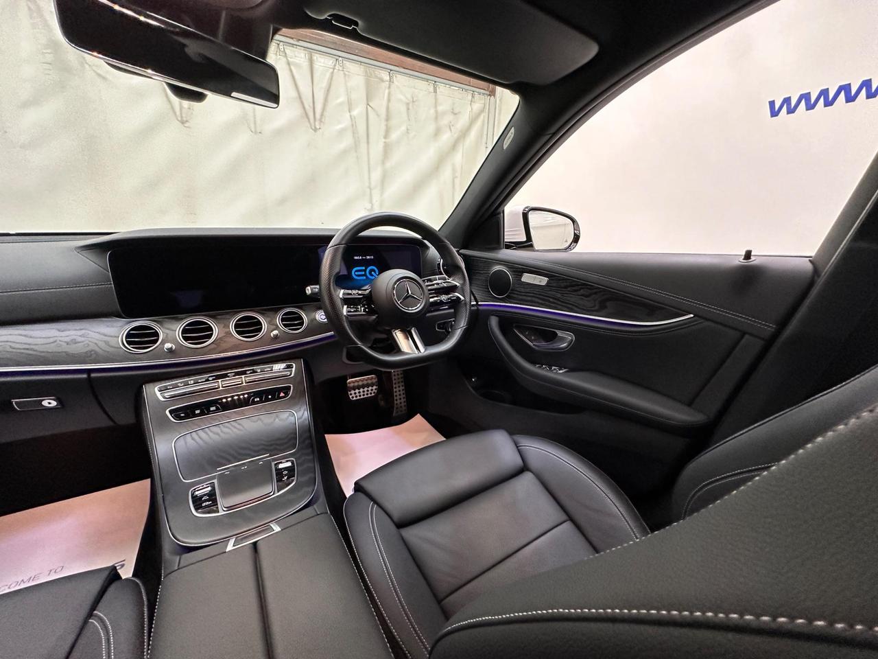 Mercedes-Benz E Class LO70NUB