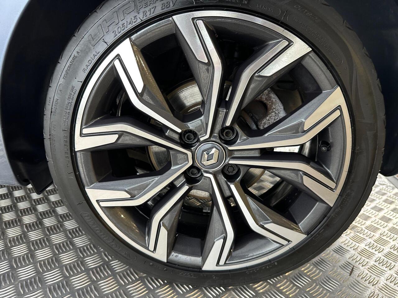 Renault Clio AJ21SUX