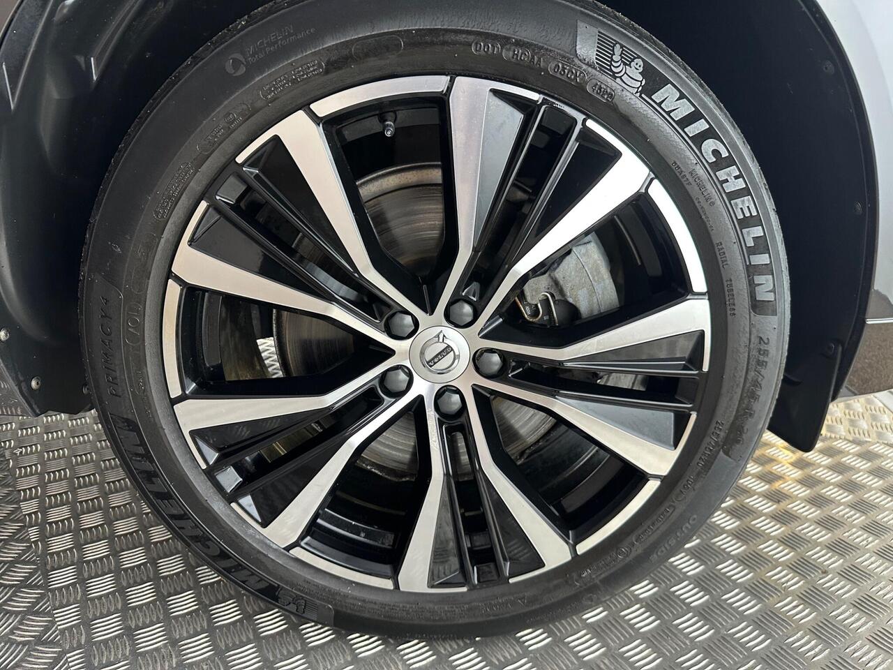 Volvo XC60 WG72PXY